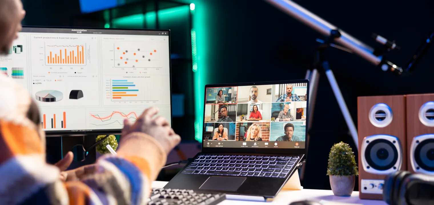 What Is a Multimedia Presentation? Examples, Tools, and Steps
