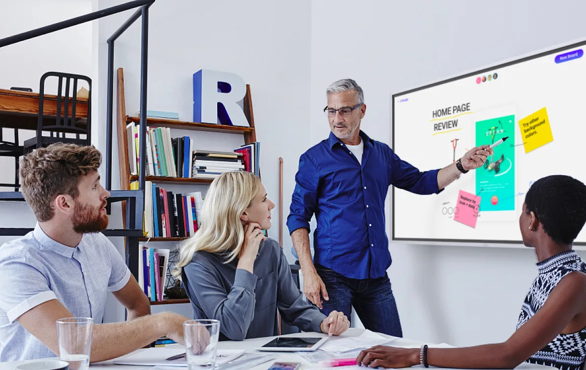 Visual Aids for Presentations: Types, Tips, and How to Use Them Effectively