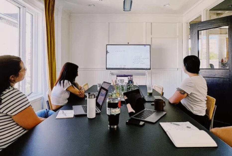 Product team mapping out a project roadmap on the Vibe Board S1